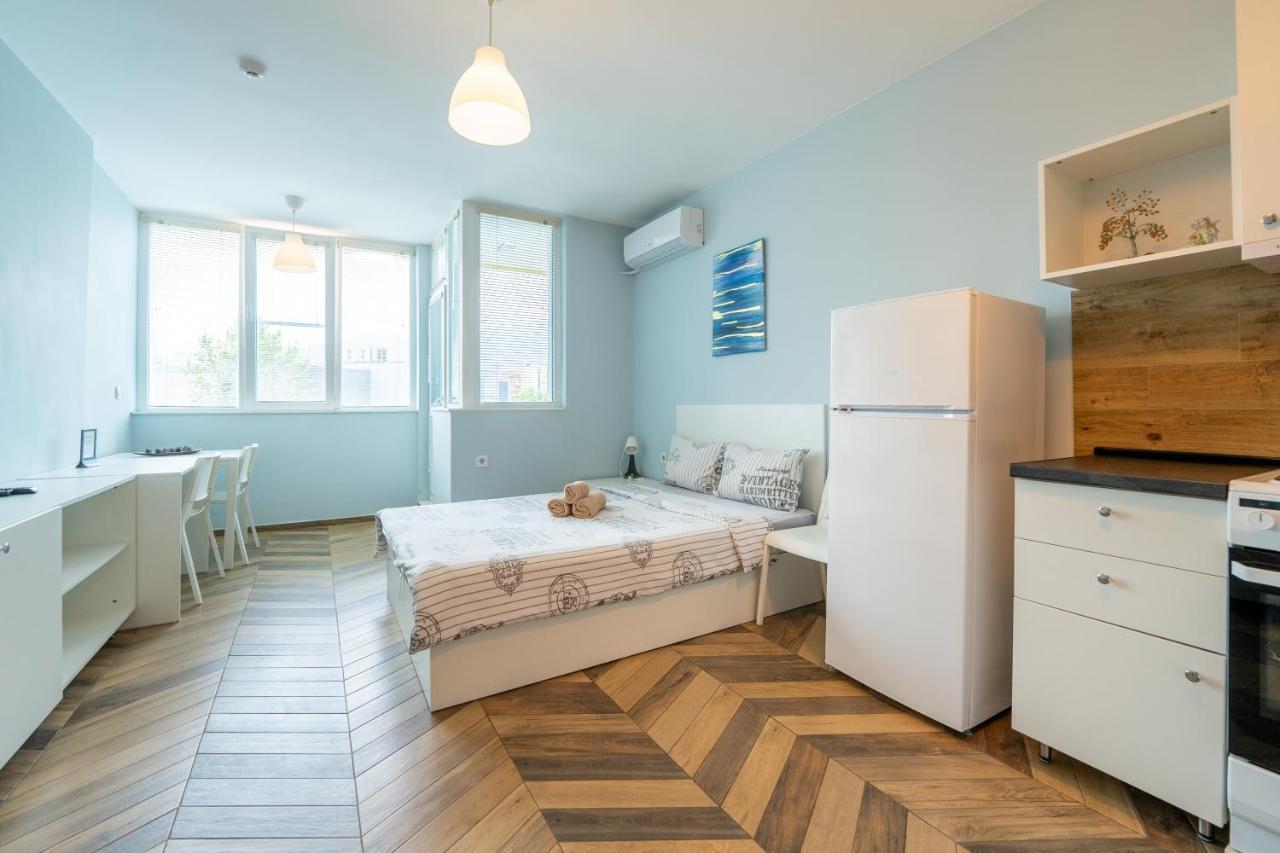 Cozy Little Apartment In Studentski Grad Sófia Exterior foto